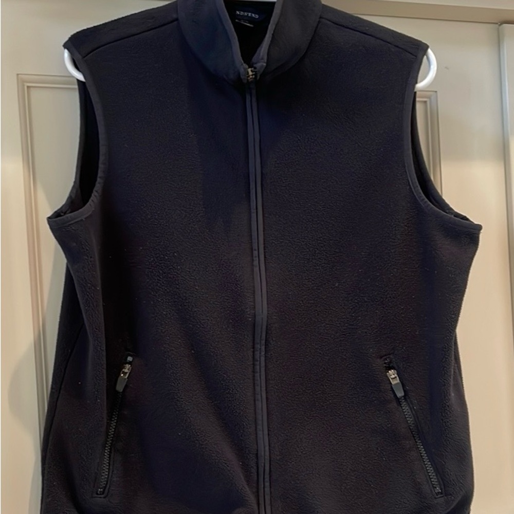 Black Fleece Vest with Zipper Pockets